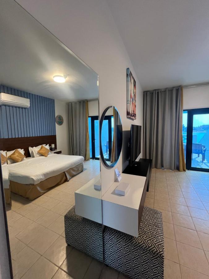 Apartment درة العروس خمس غرف وصالة مع بالكونة على شاطئ البرادايس - عوائل